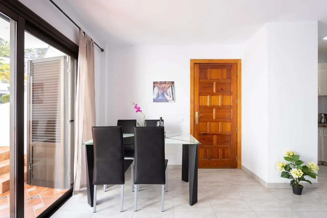 Santana Holidays By Sunkeyrents Apartment Acantilado de los Gigantes 0*,  Spain